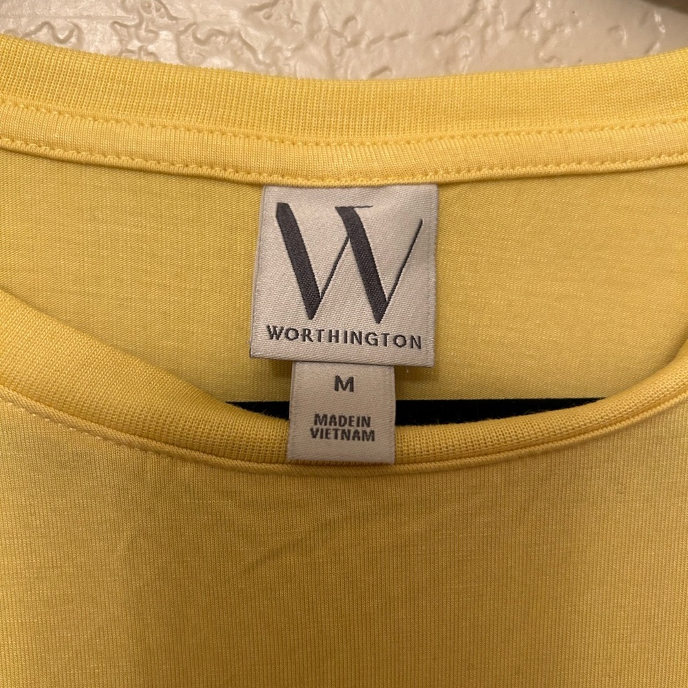 Worthington NWT Yellow Sleeveless Top Size Medium - Picture 4 of 6